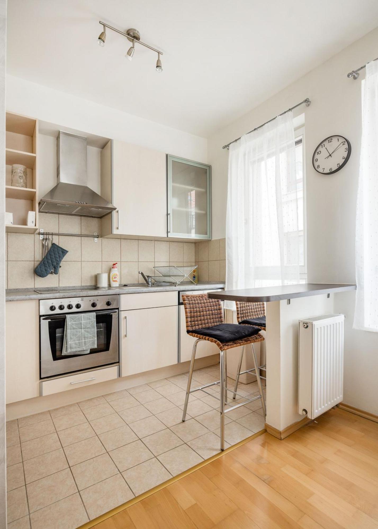 Bright And Central Apartment With Balcony Budapest Exterior photo