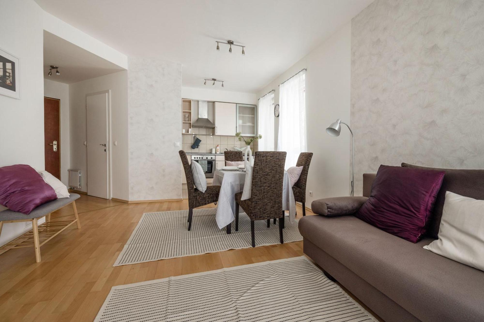 Bright And Central Apartment With Balcony Budapest Exterior photo